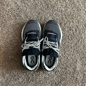 On Running Cloudnova Sneakers